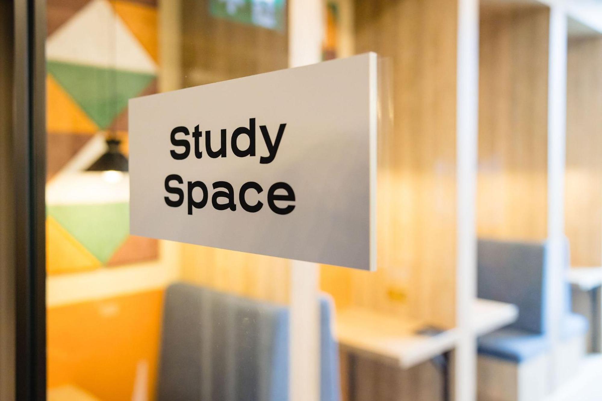 Students Only South London Homes Exterior foto